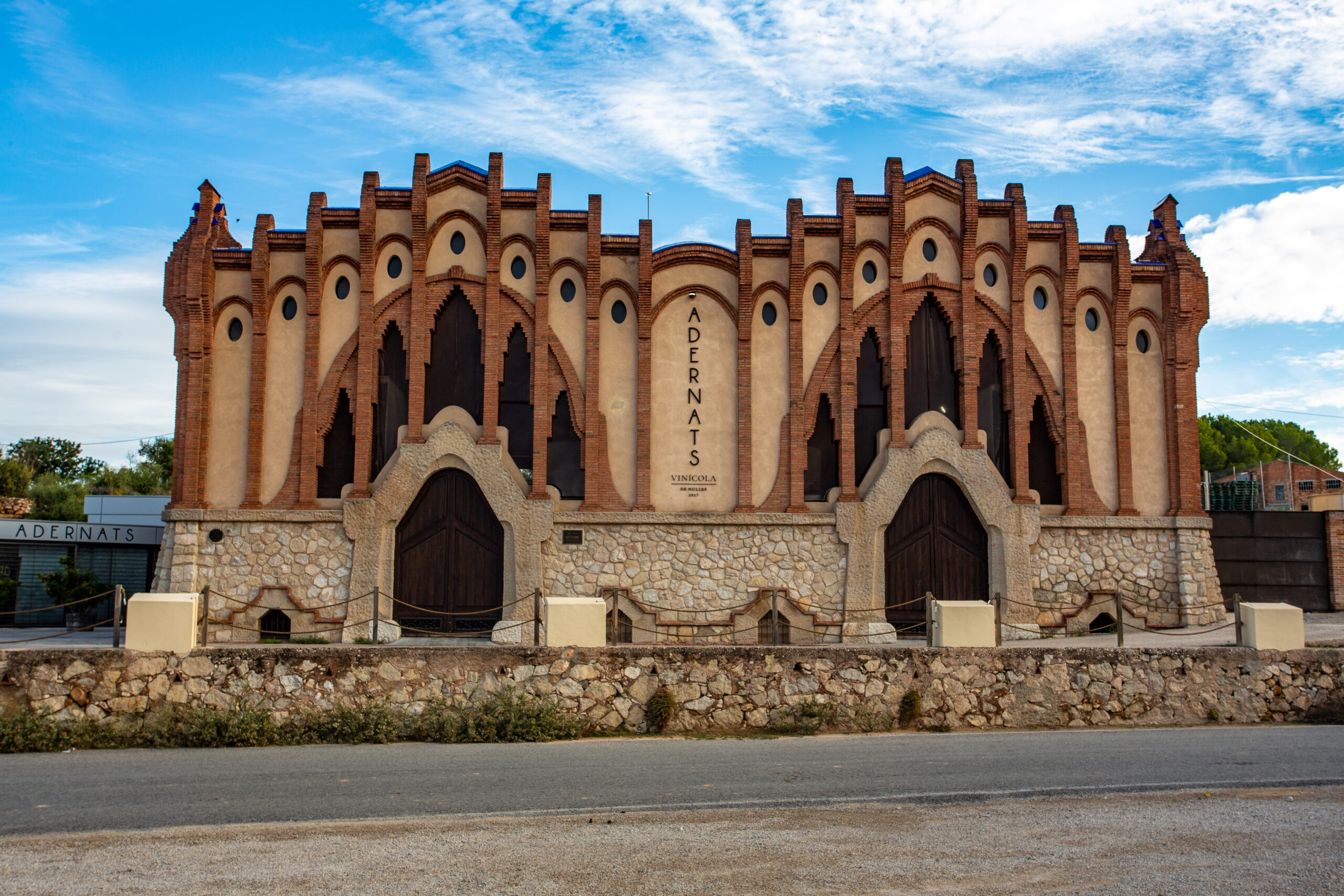 Celler modernista de Nulles