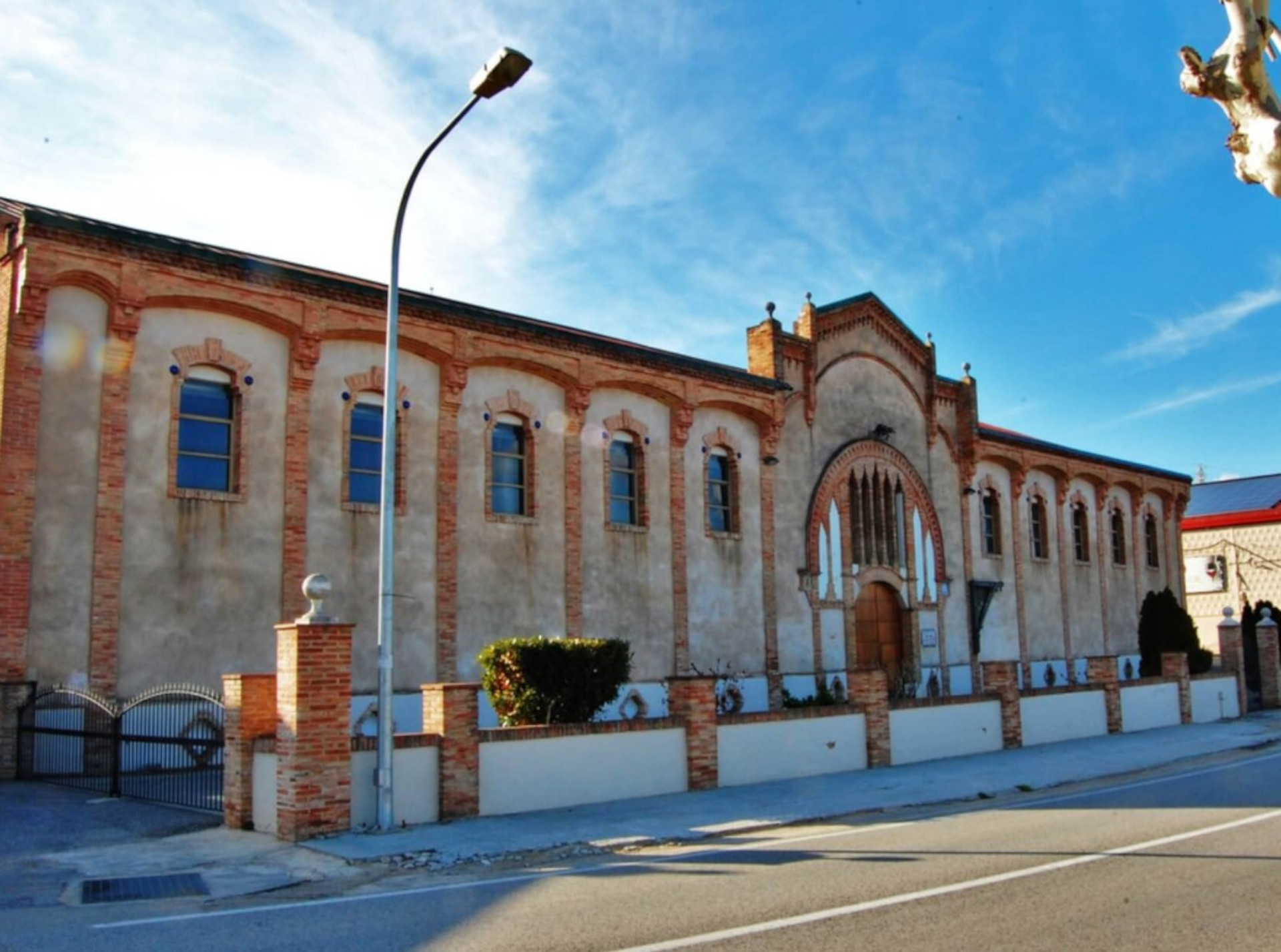 Celler cooperatiu i secció de crèdit de Vila-rodona